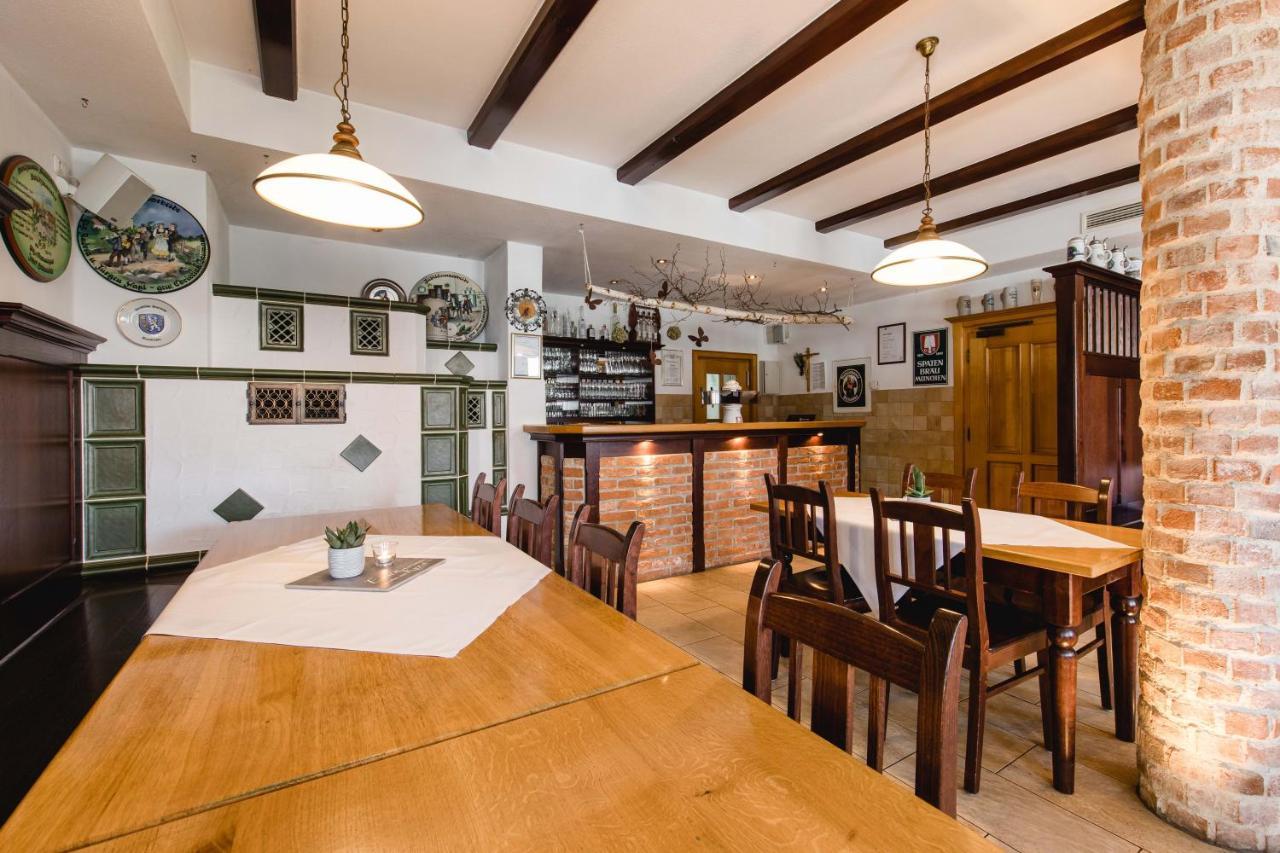 Gasthaus Hotel Ostermeier Attenkirchen Екстер'єр фото