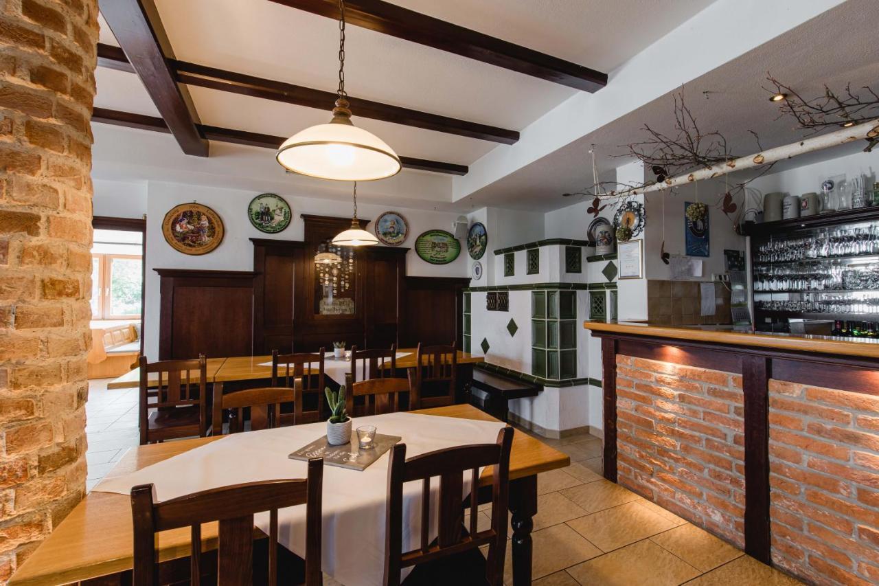 Gasthaus Hotel Ostermeier Attenkirchen Екстер'єр фото