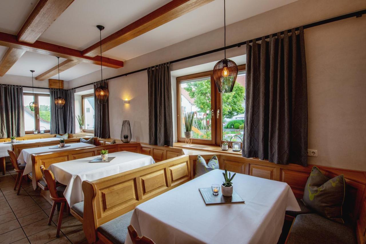 Gasthaus Hotel Ostermeier Attenkirchen Екстер'єр фото